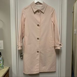 Burberry light pink coat with silver clasps